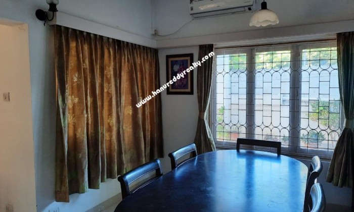 4 BHK Independent House for Rent in Mandaveli